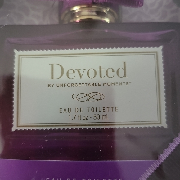 Unforgettable Moments Devoted Eau De Toilette - Picture 4 of 4
